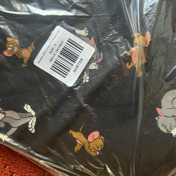 NWT Torrid Tom and Jerry Leggings size 3 - Picture 2 of 2